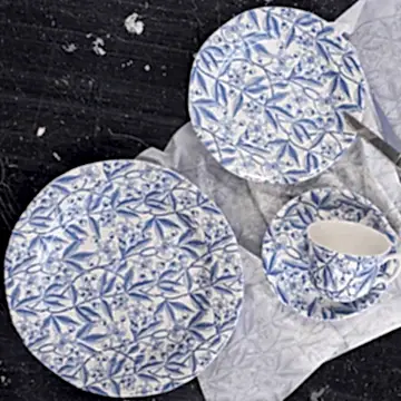 Fortnum & Mason Blue Prunus Tea Saucer